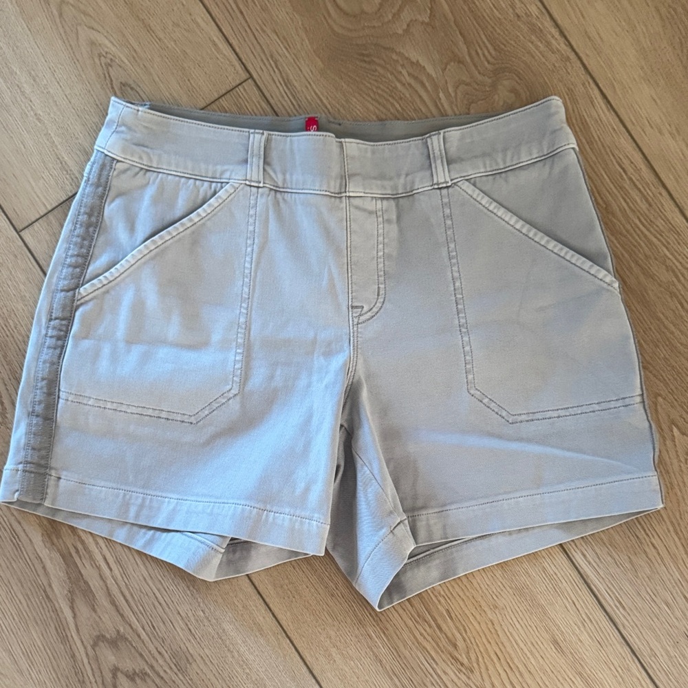 Spanx Gray Twill Shorts